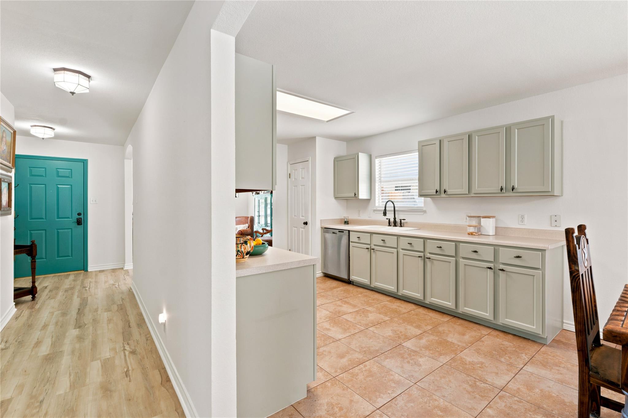 405 Fairfield Loop Property Photo 10