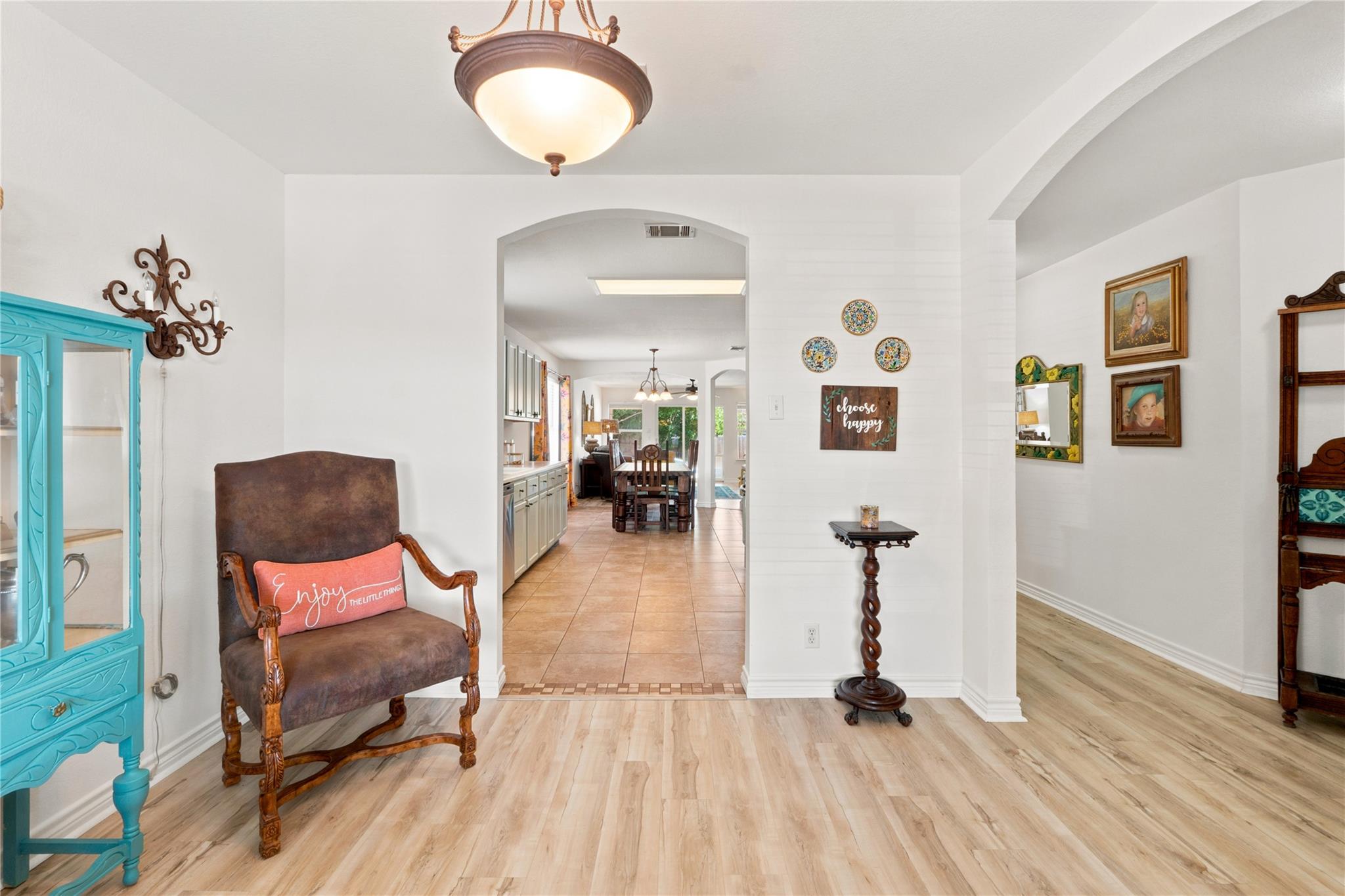 405 Fairfield Loop Property Photo 16