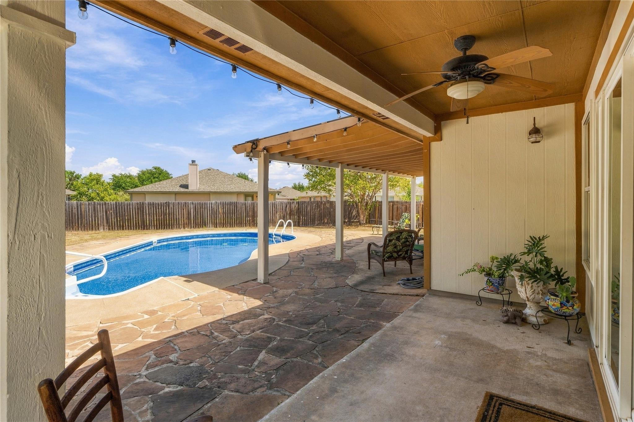 405 Fairfield Loop Property Photo 28
