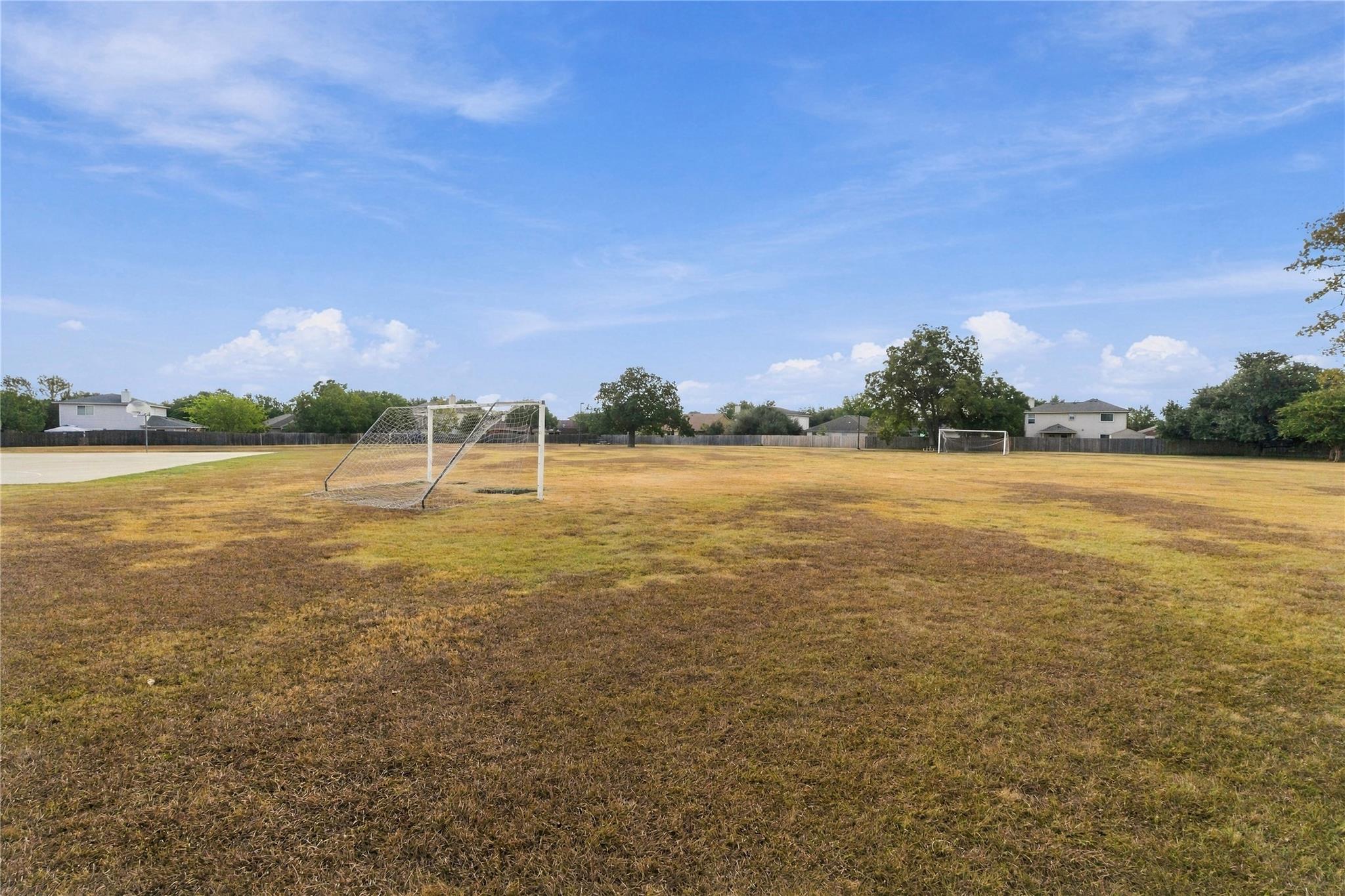 405 Fairfield Loop Property Photo 39
