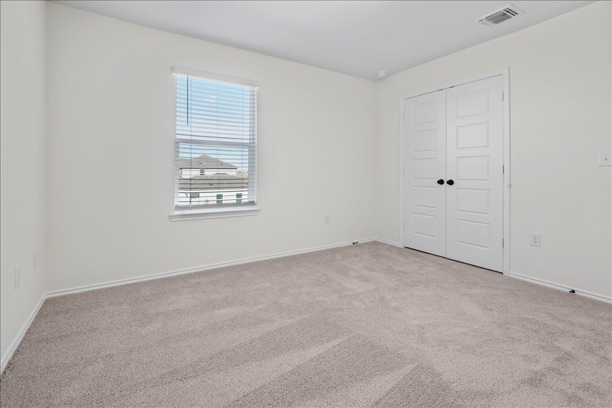 18501 Spotted Eagle Ln Property Photo 19