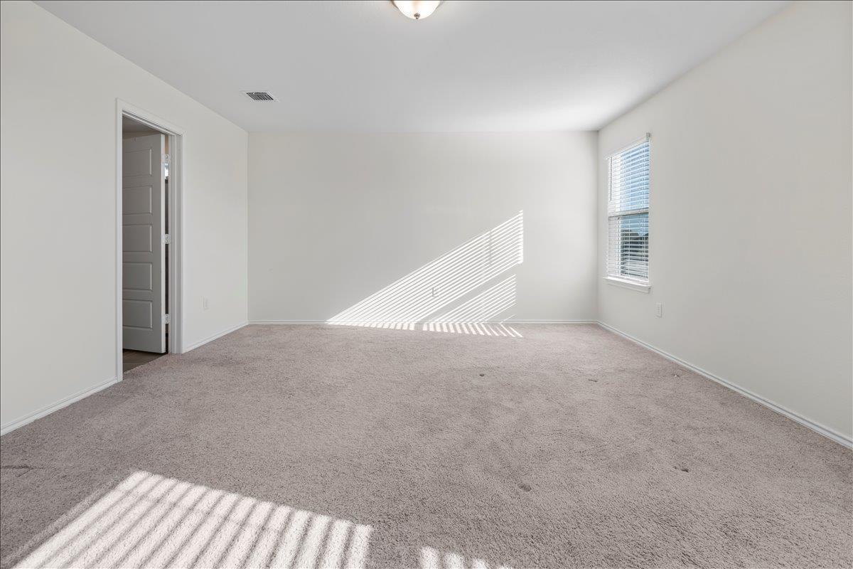 18501 Spotted Eagle Ln Property Photo 26