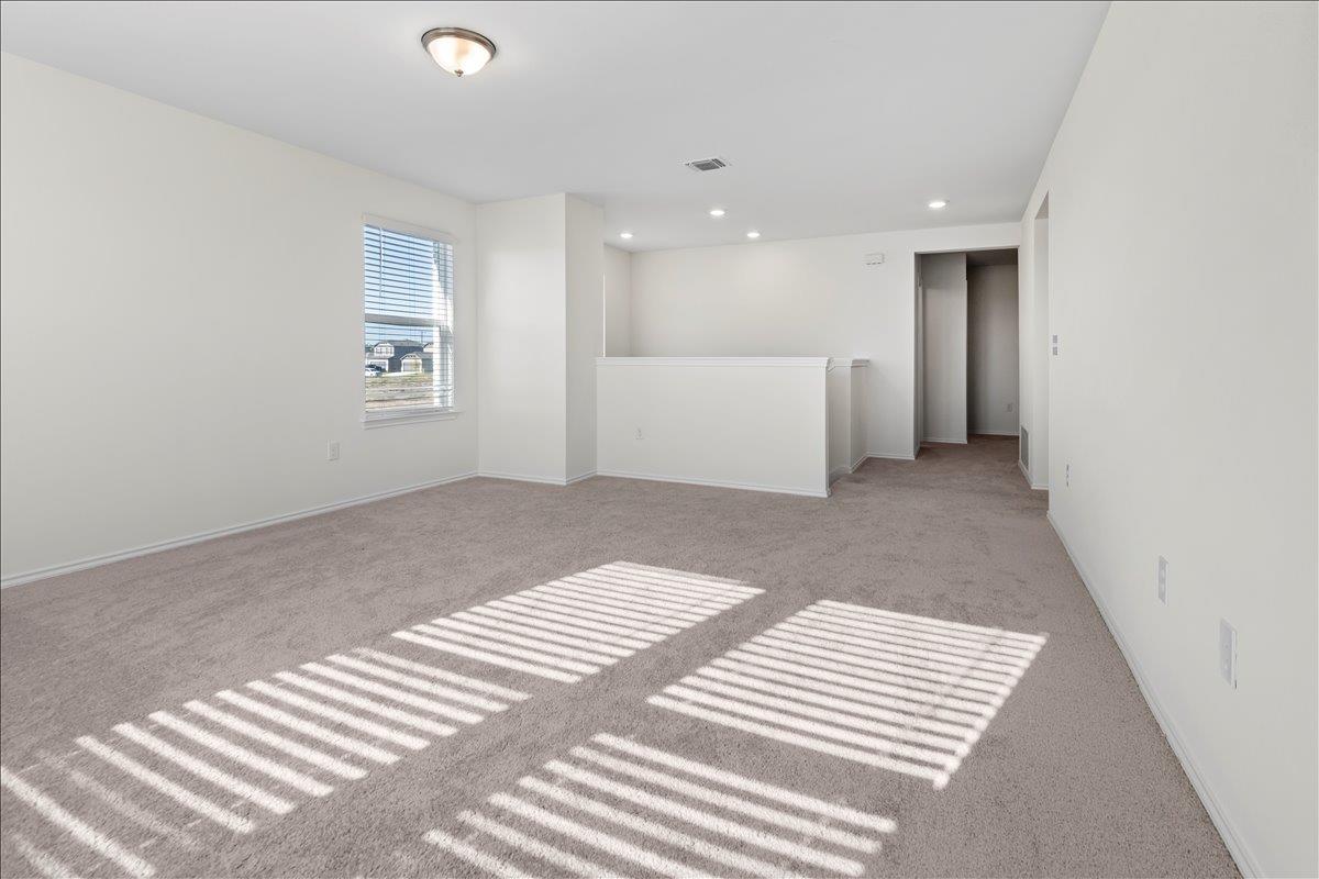18501 Spotted Eagle Ln Property Photo 33