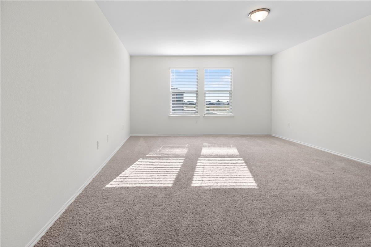 18501 Spotted Eagle Ln Property Photo 34