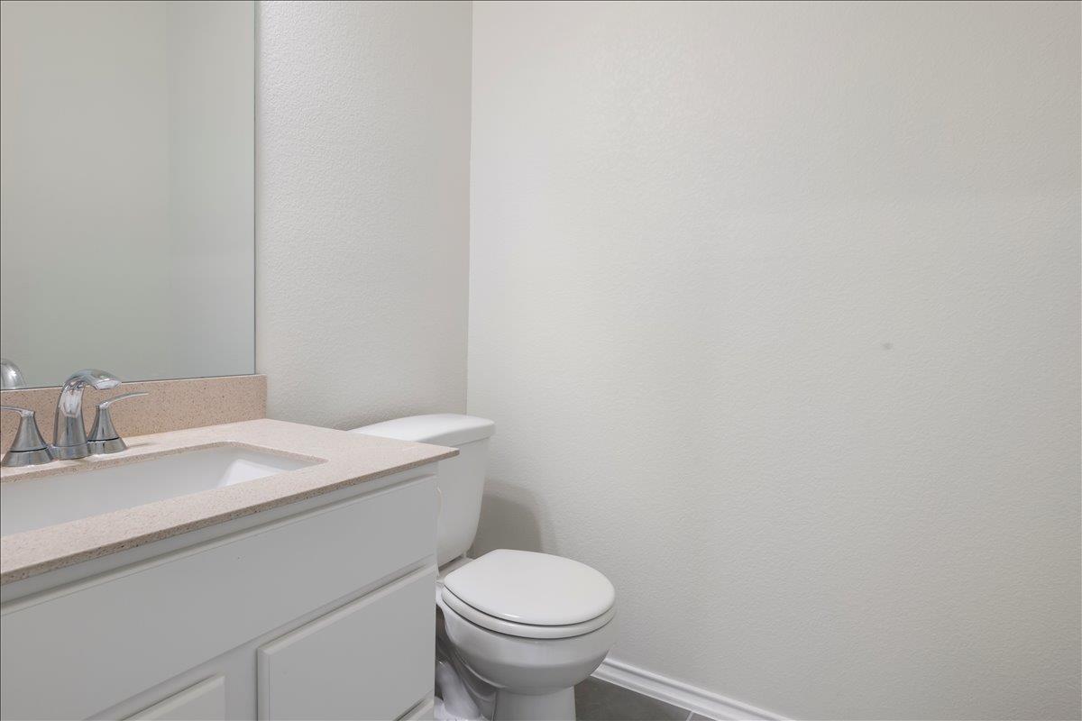 18501 Spotted Eagle Ln Property Photo 37