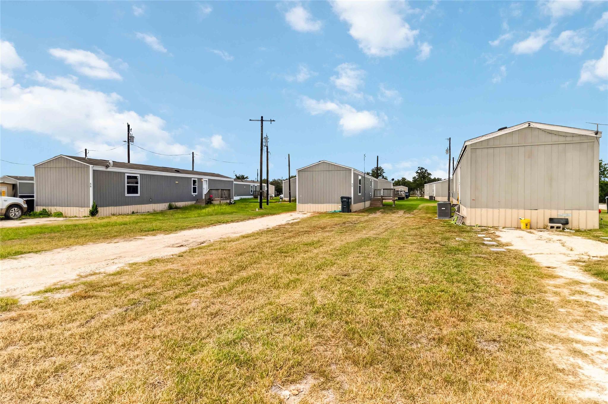 5670 E Hwy 290 St Property Photo 19