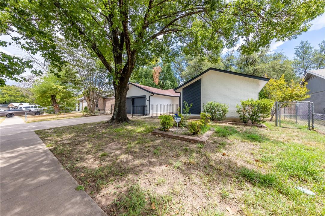 7601 West Gate Blvd Property Photo 4