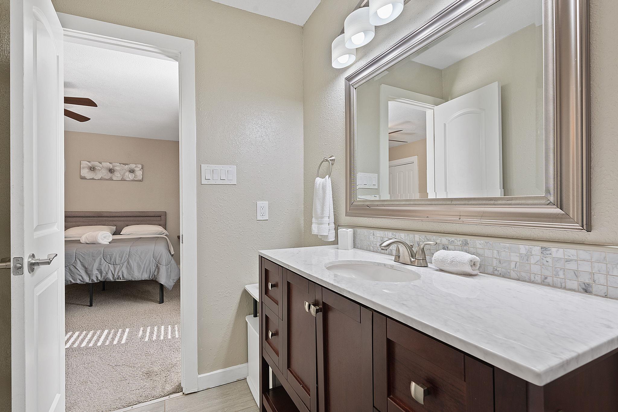 1906 Valley Hill Cir Property Photo 13