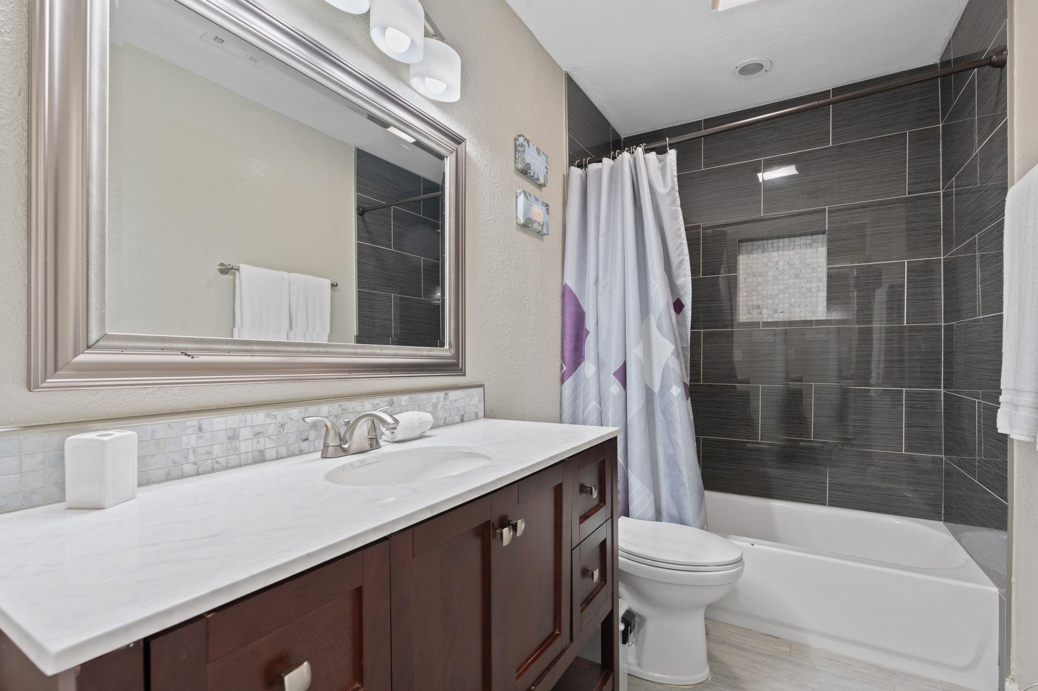 1906 Valley Hill Cir Property Photo 16