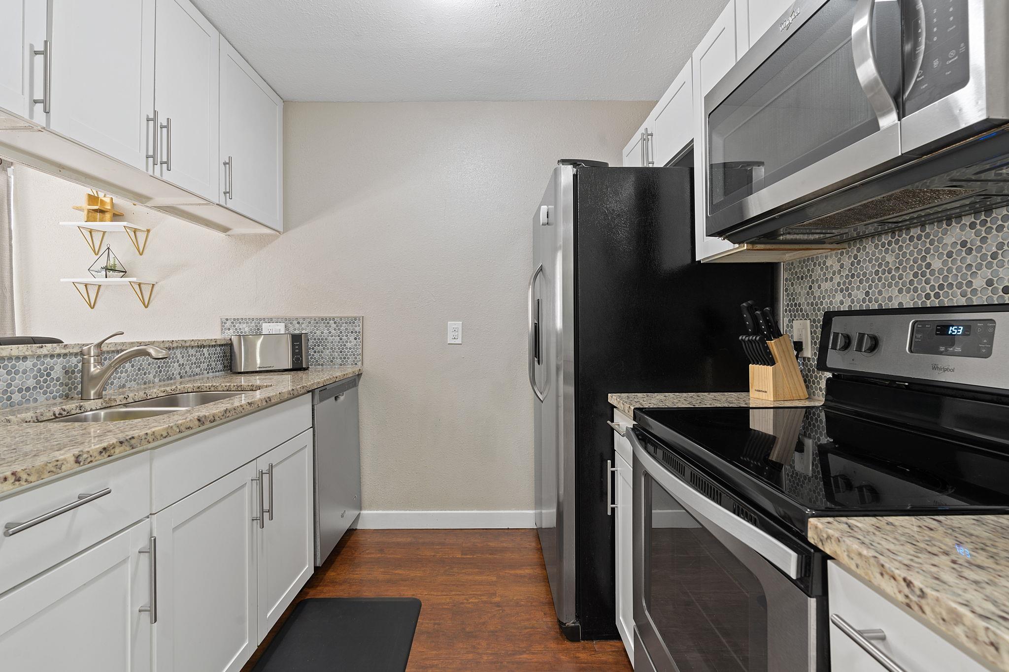 1906 Valley Hill Cir Property Photo 31