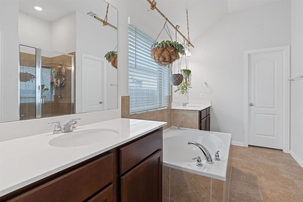 213 Treasure Trove Path Property Photo 6