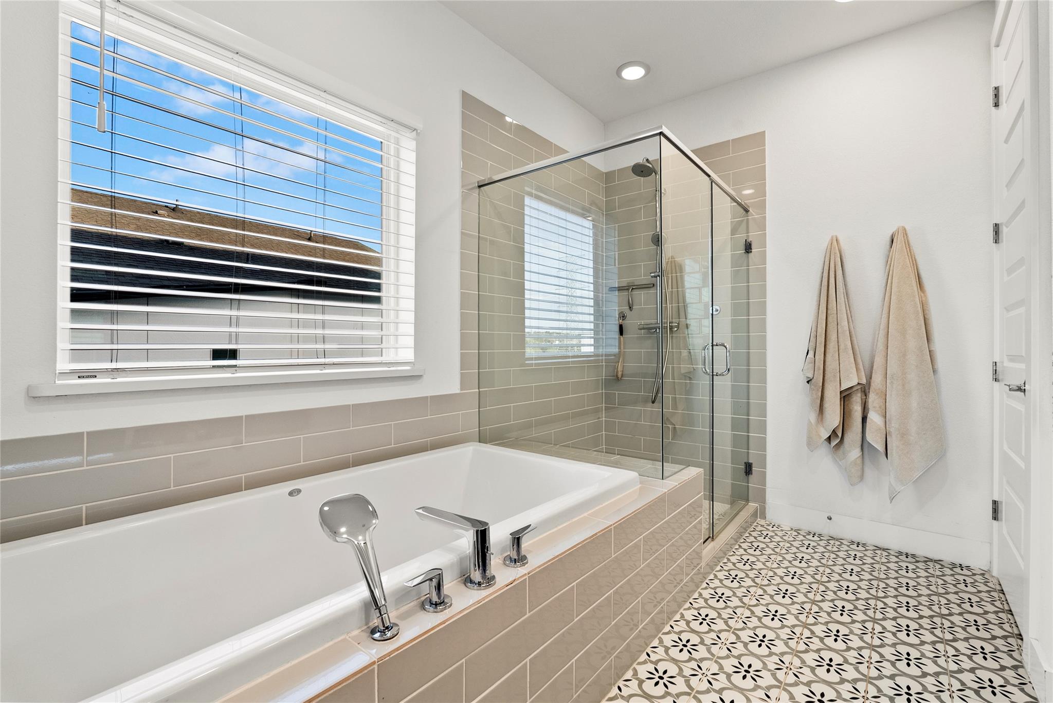 7417 Cordoba Dr Property Photo 27
