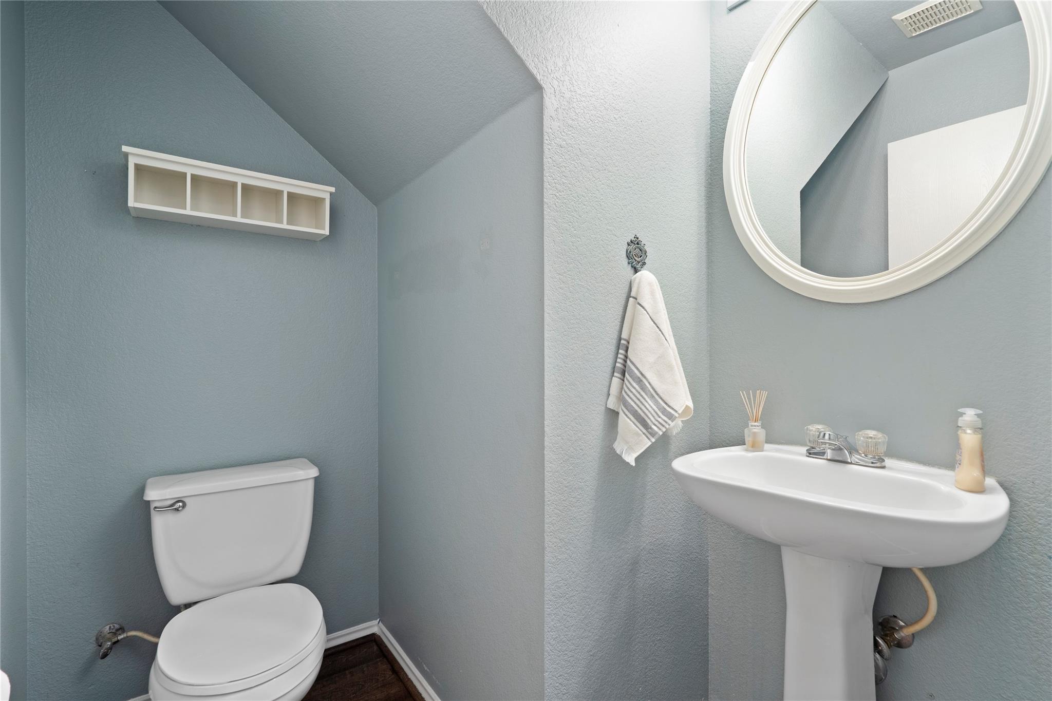 8609 Claude Ct Property Photo 9