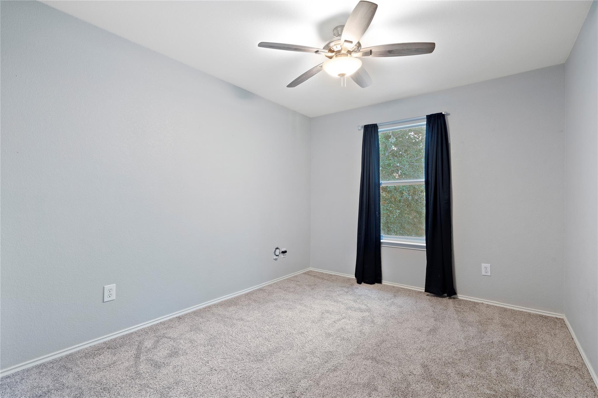 8609 Claude Ct Property Photo 11
