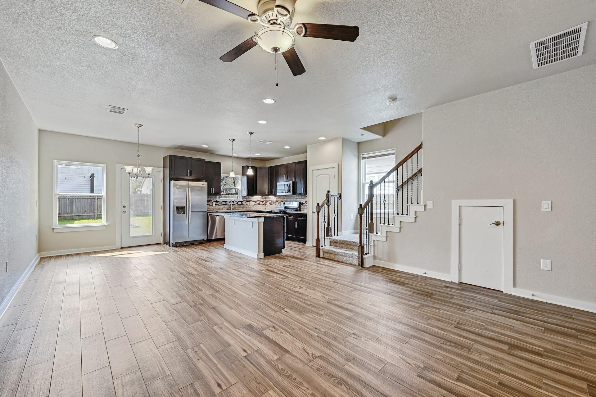 3303 Elija St Property Photo 8