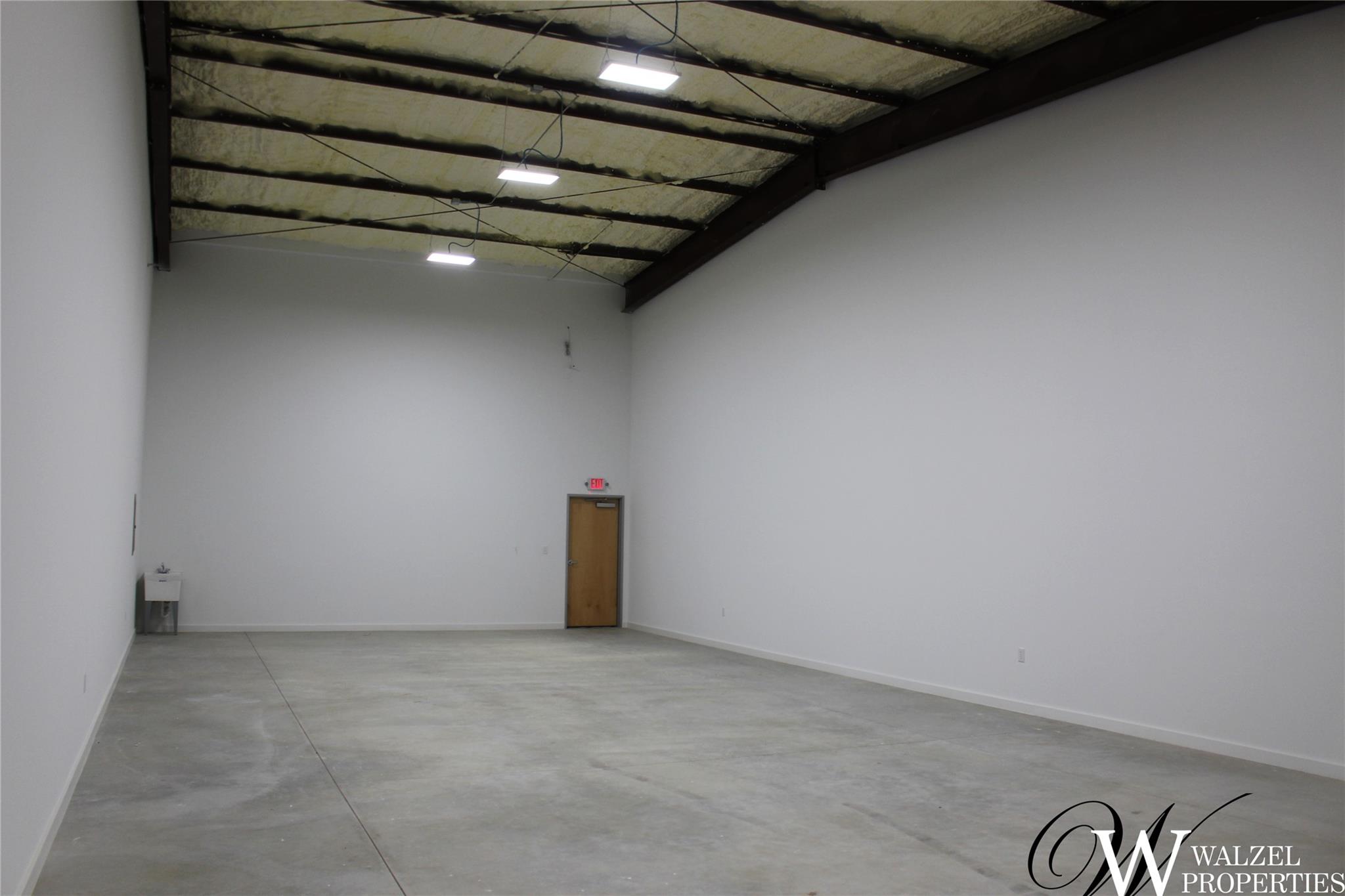 7696 183-a None Property Photo 9
