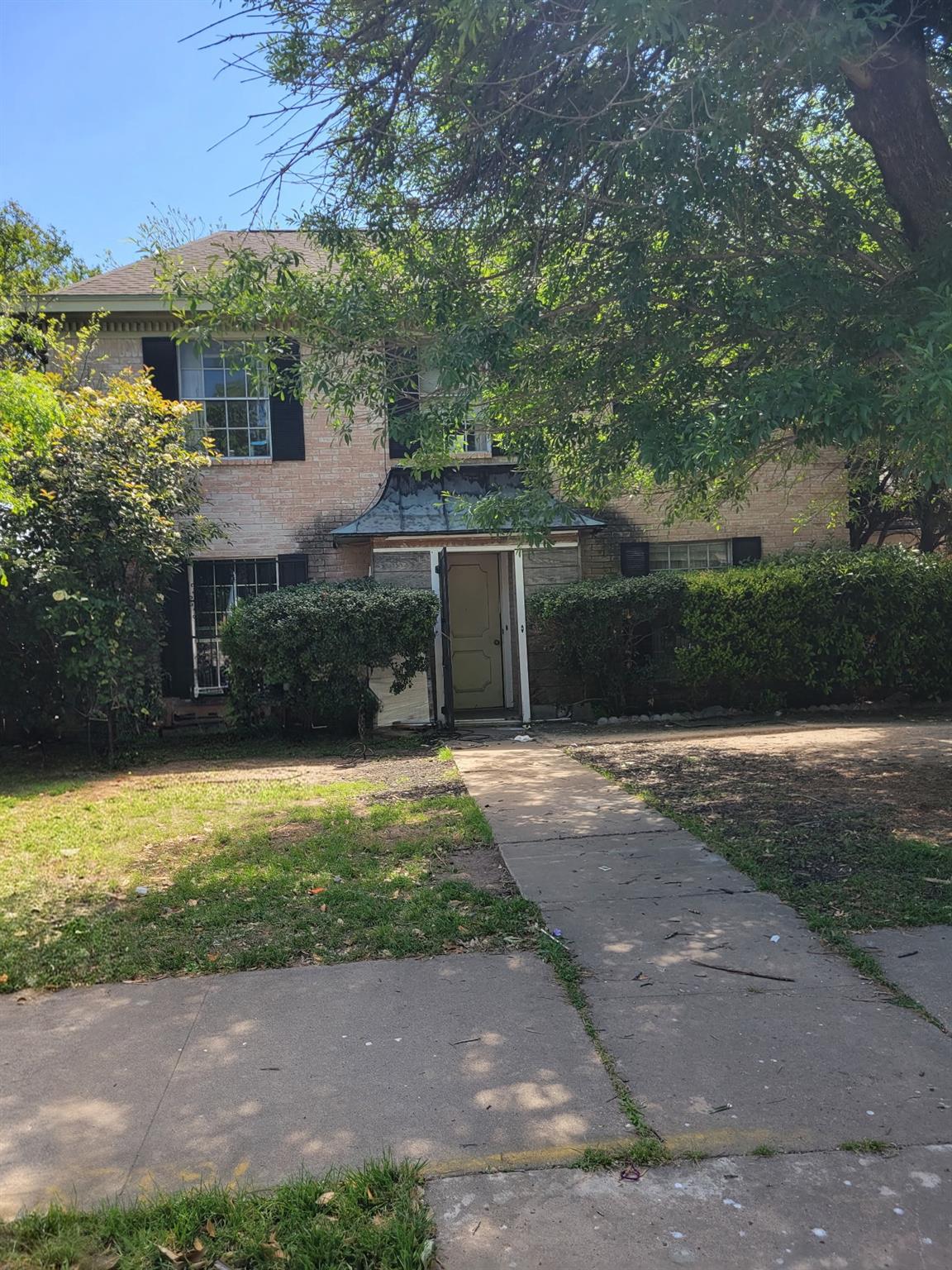 9711 Parkfield Dr Property Photo 2