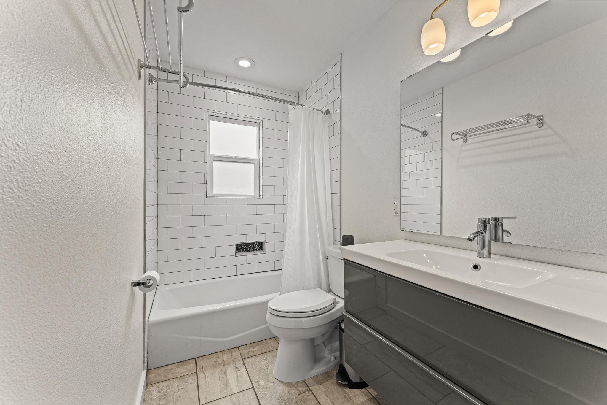5218 Woodrow Ave Property Photo 19