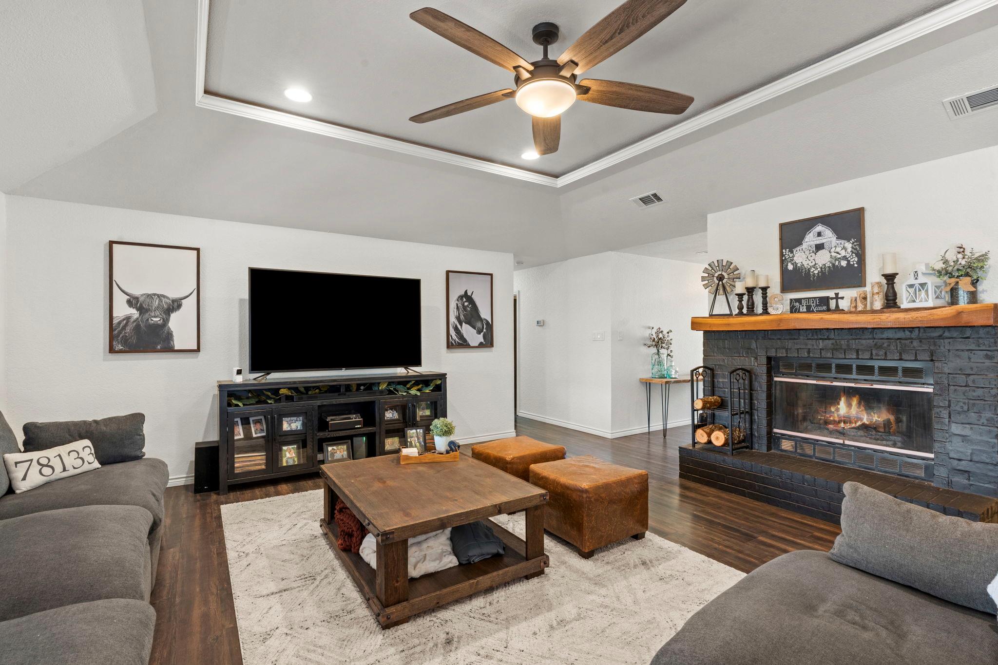519 Eden Ranch Dr Property Photo 8
