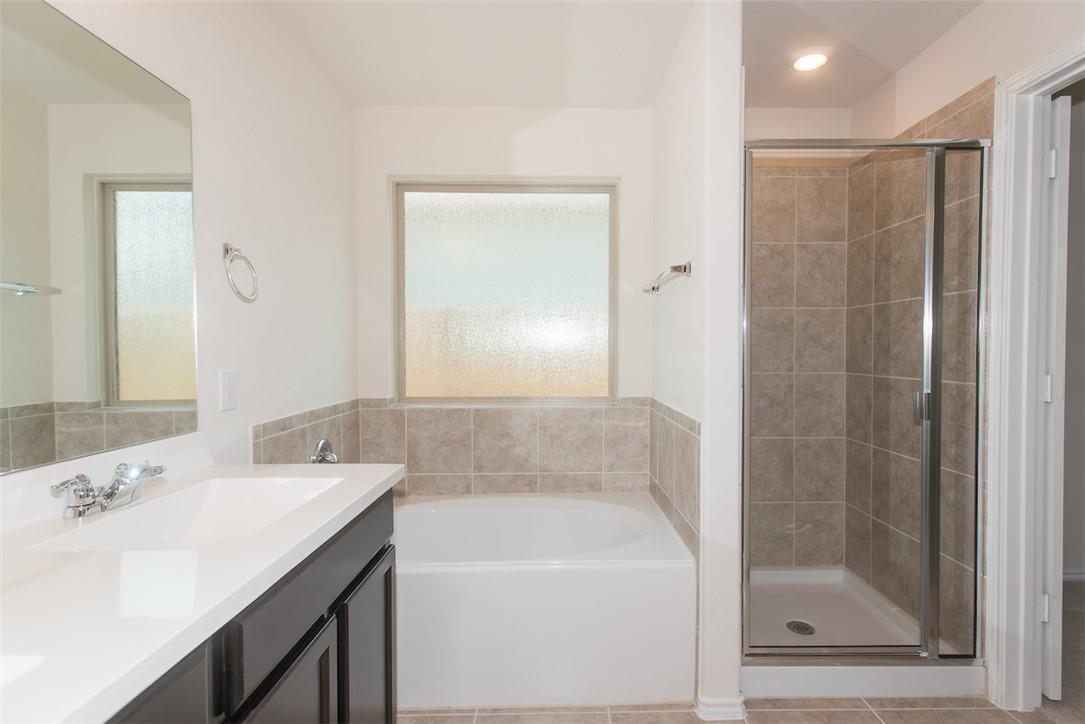 5717 Southerner Way Property Photo 9