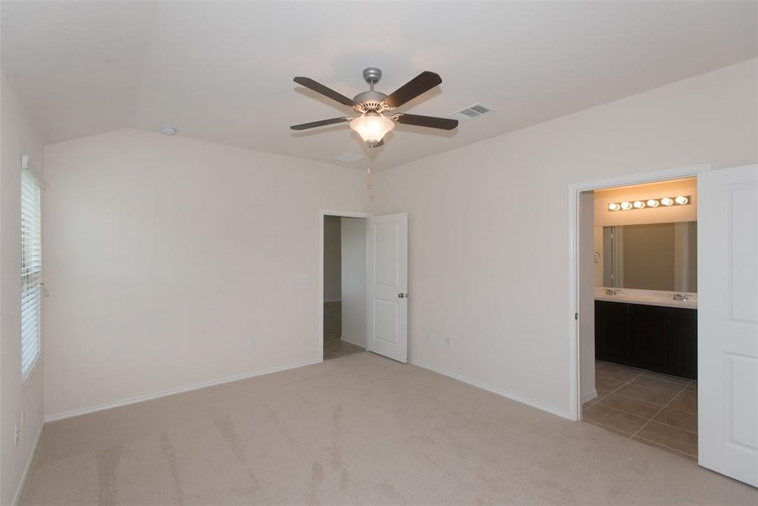 5717 Southerner Way Property Photo 10