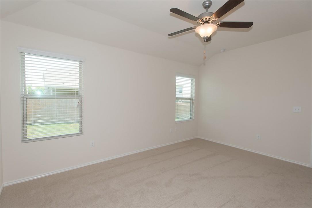 5717 Southerner Way Property Photo 11