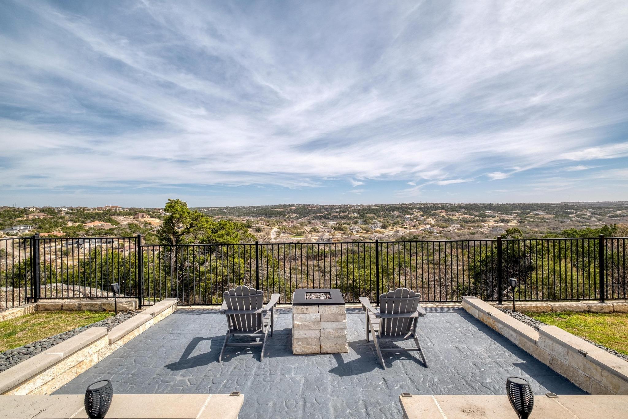 1304 Positano Pass Property Photo 34