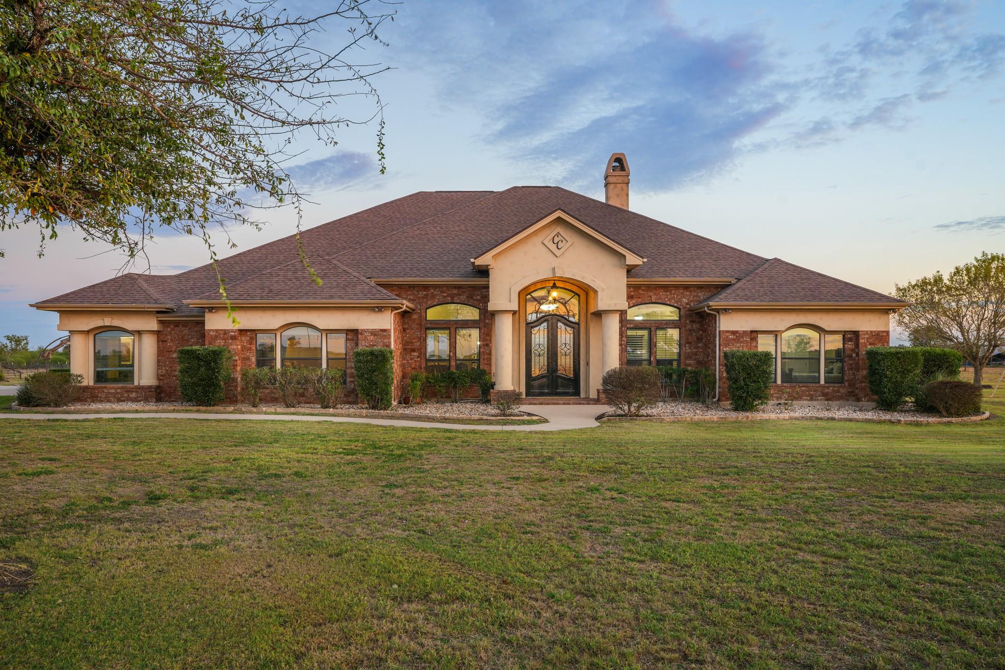 1355 Borchert Loop Property Photo 1