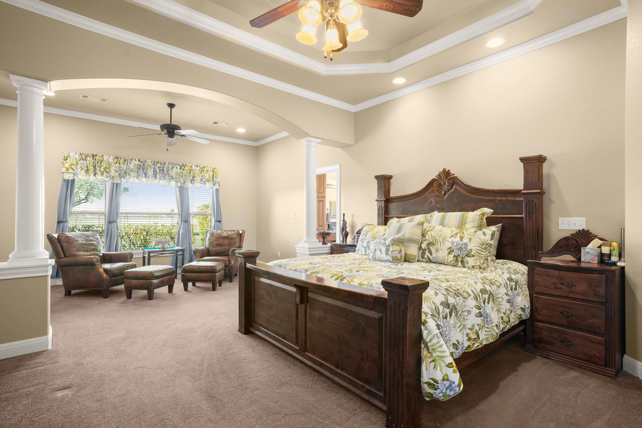 1355 Borchert Loop Property Photo 4