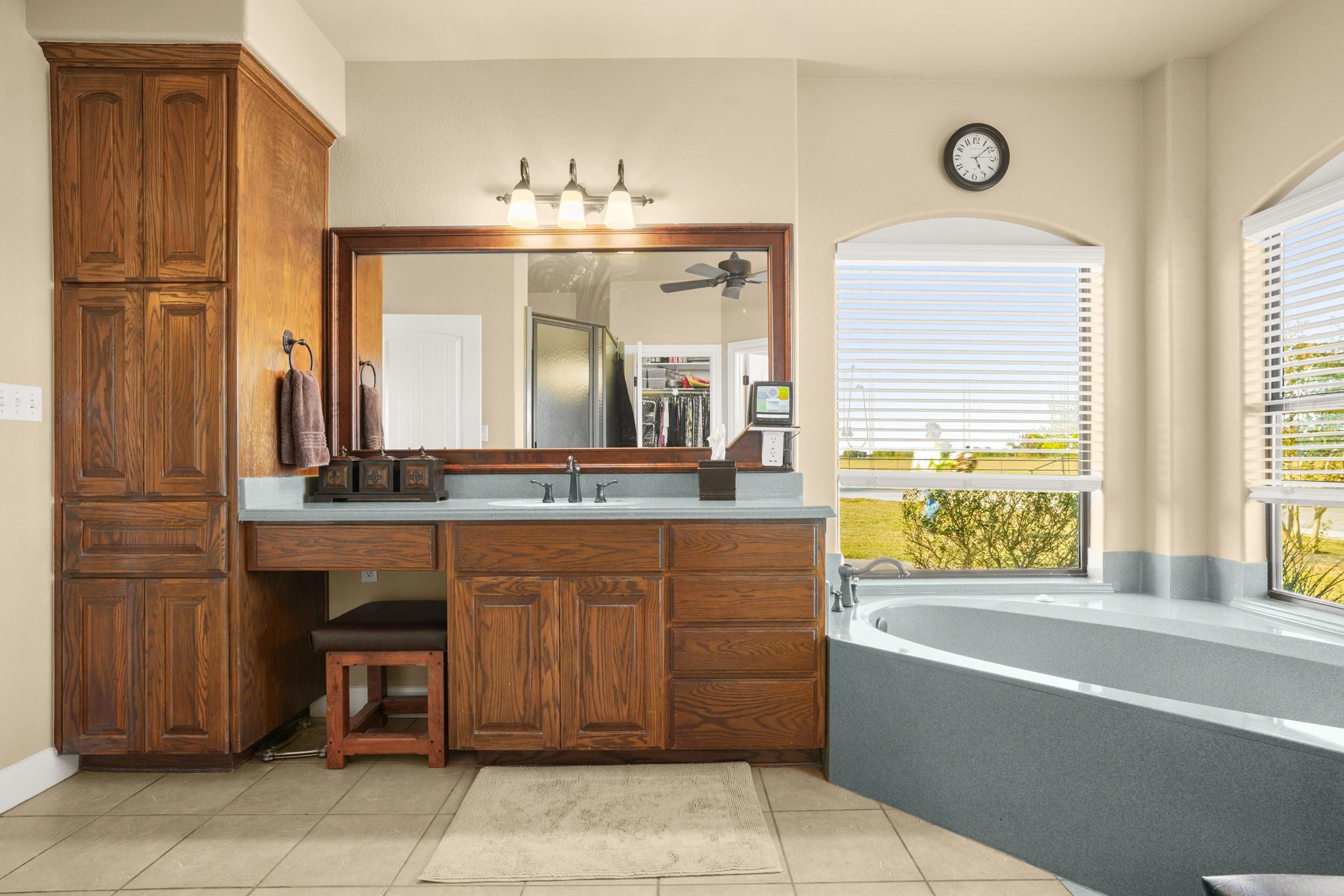 1355 Borchert Loop Property Photo 18