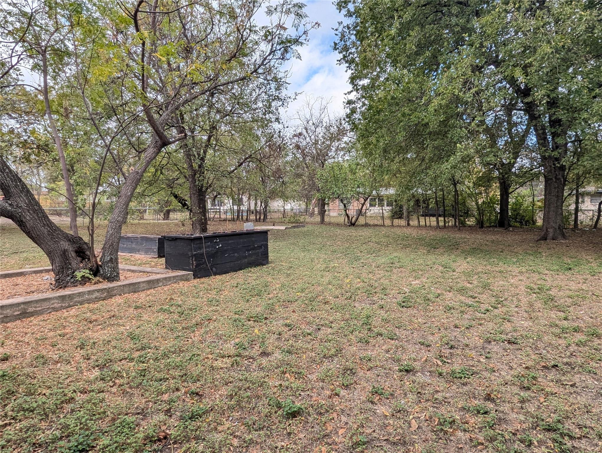 11308 Hilltop St Property Photo 31