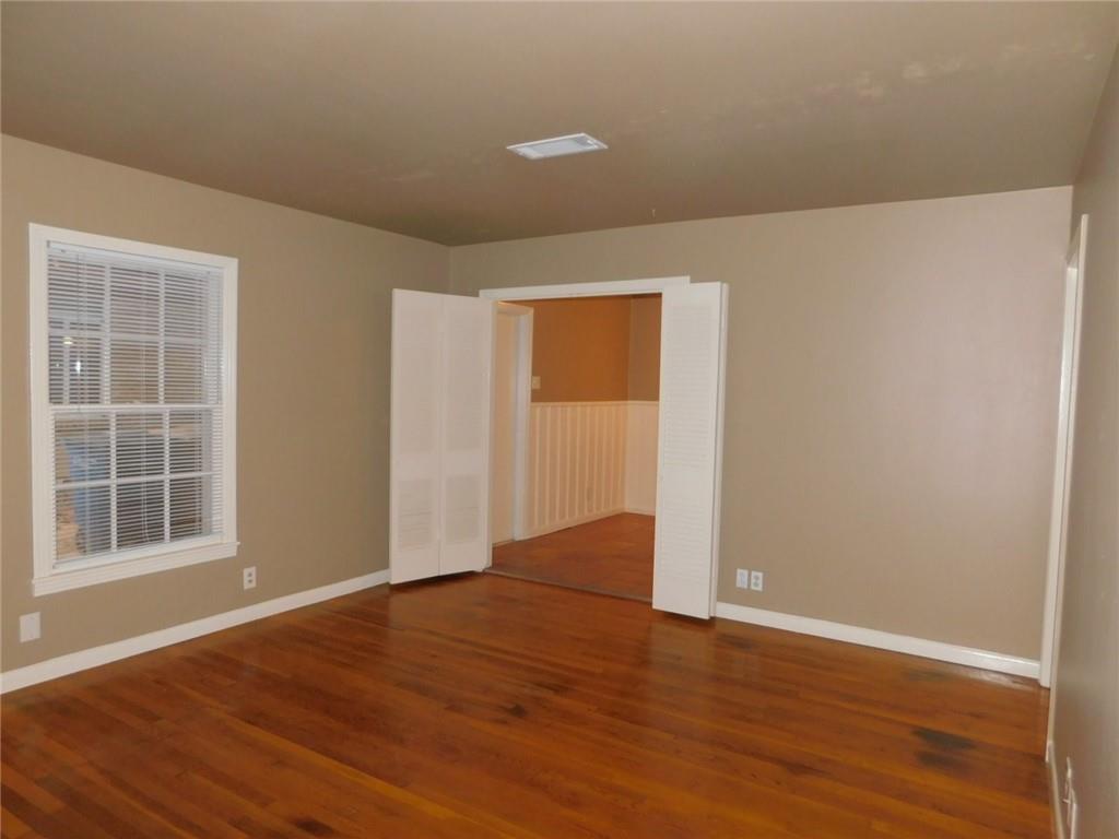1400 Berkshire Dr Property Photo 7