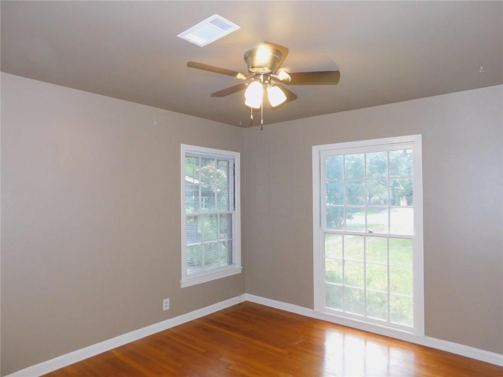 1400 Berkshire Dr Property Photo 13