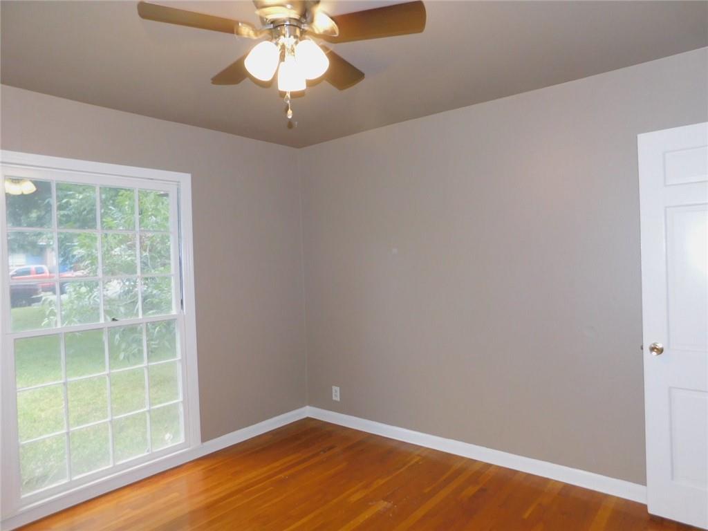 1400 Berkshire Dr Property Photo 14