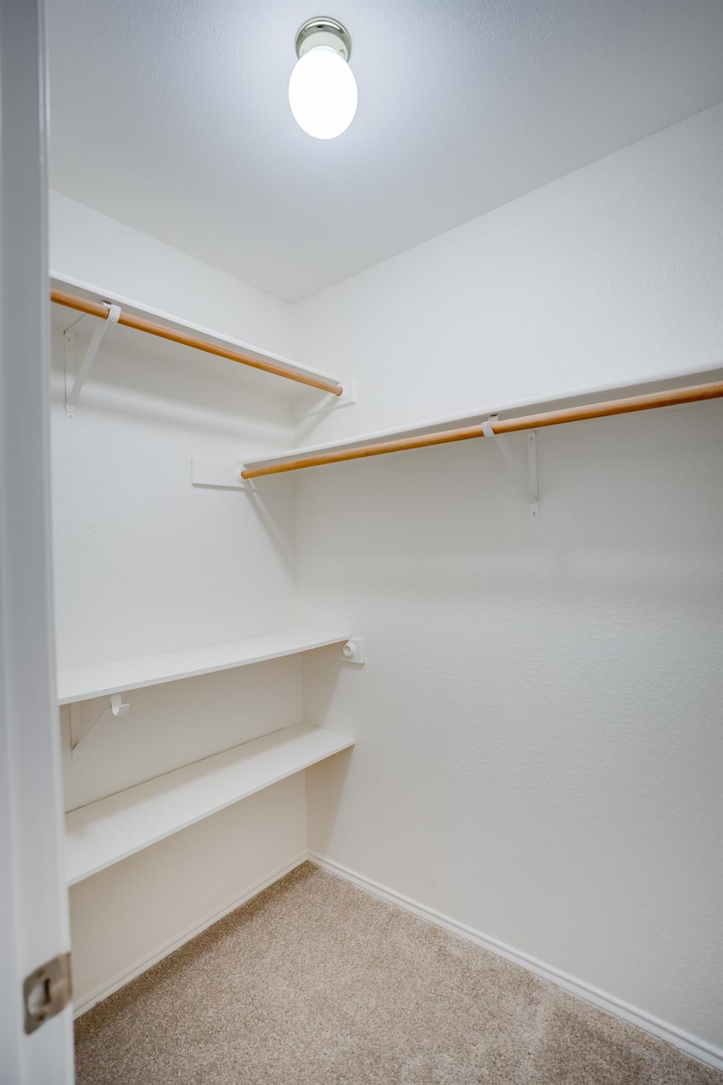 1705 Oakmont Ln Property Photo 24