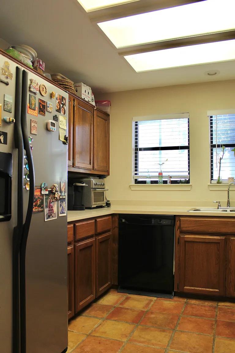 1404 Norwalk Ln #104 Property Photo 9