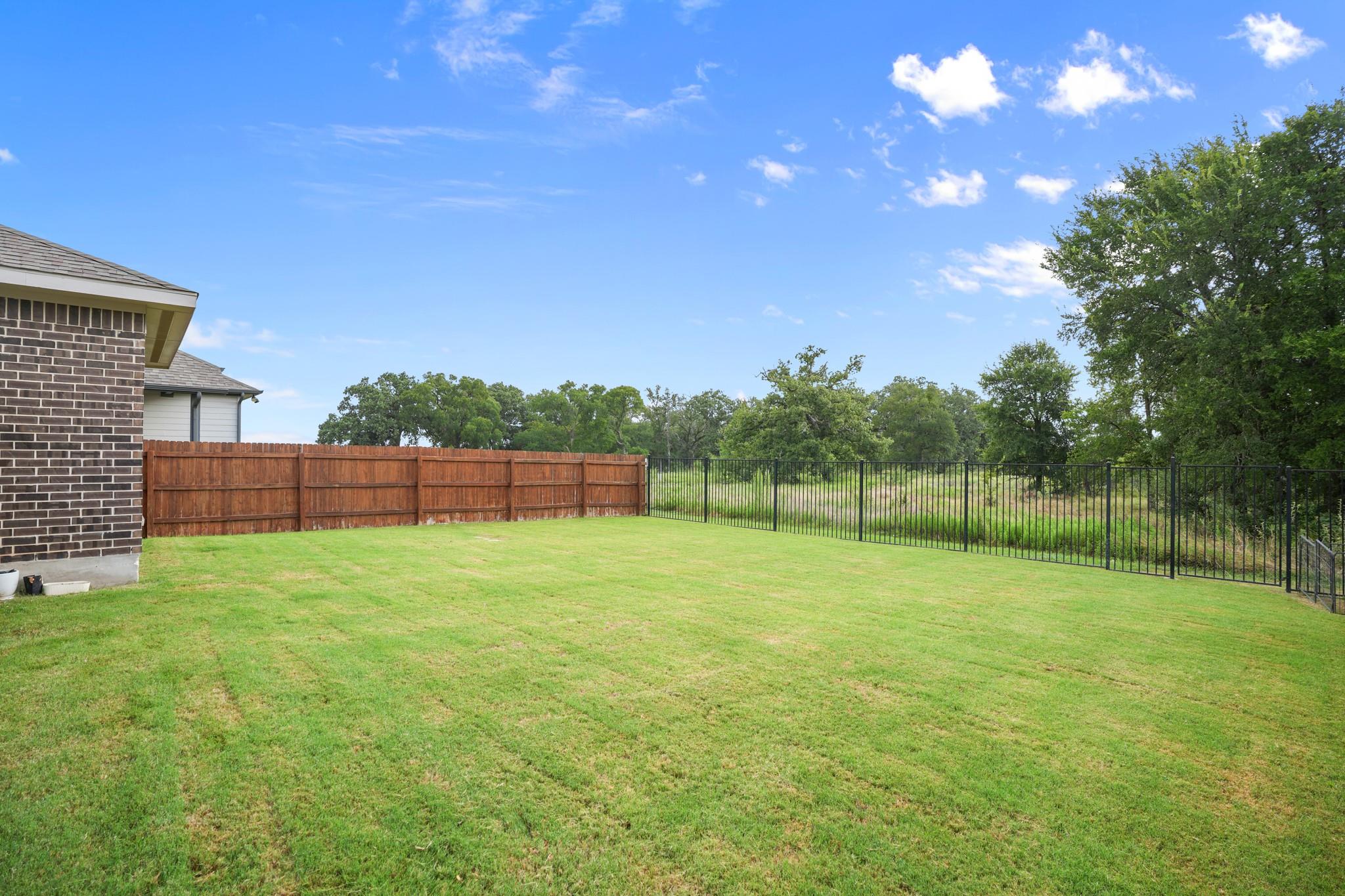 205 Night Bloom Path Property Photo 30