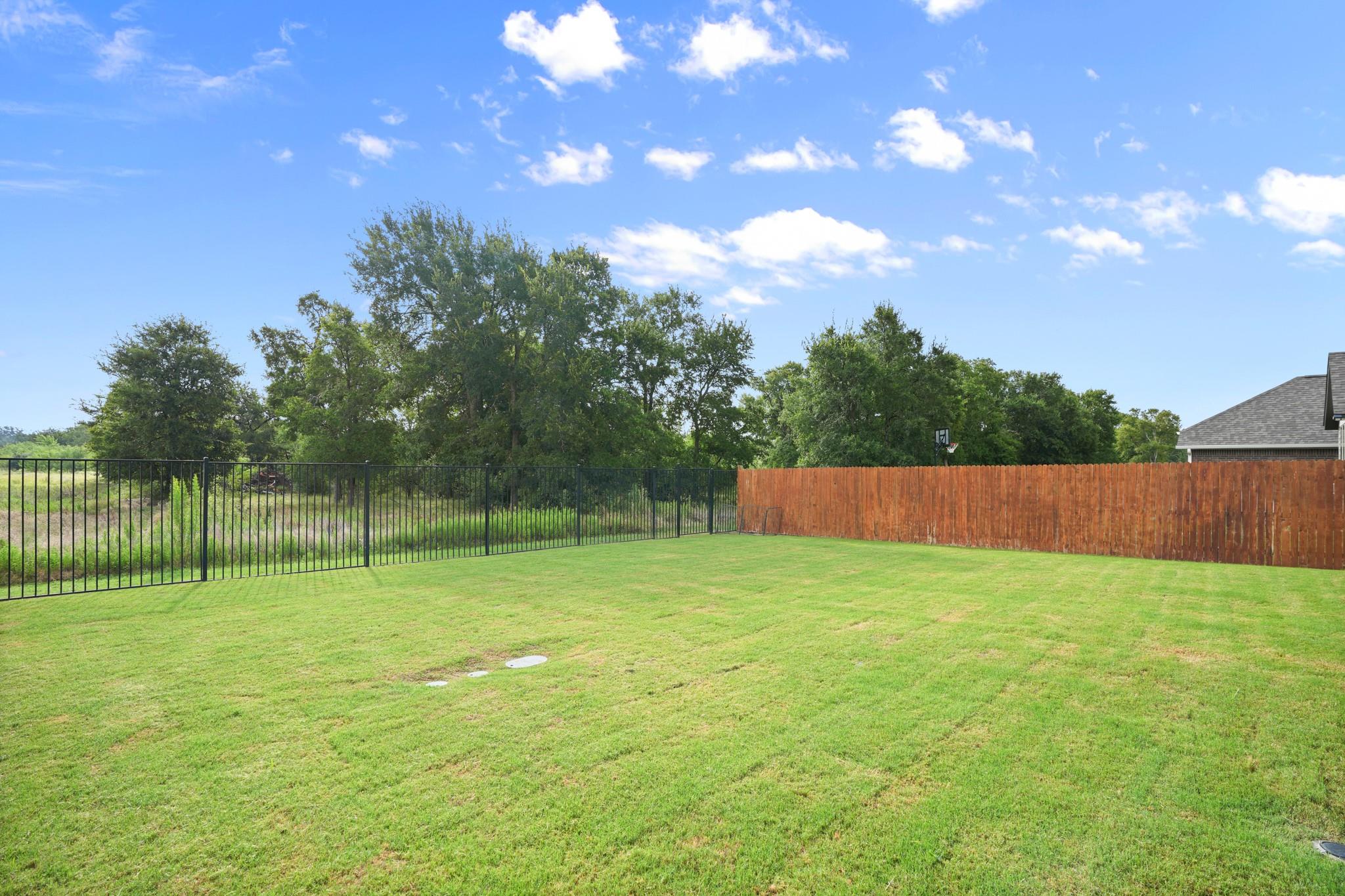205 Night Bloom Path Property Photo 31
