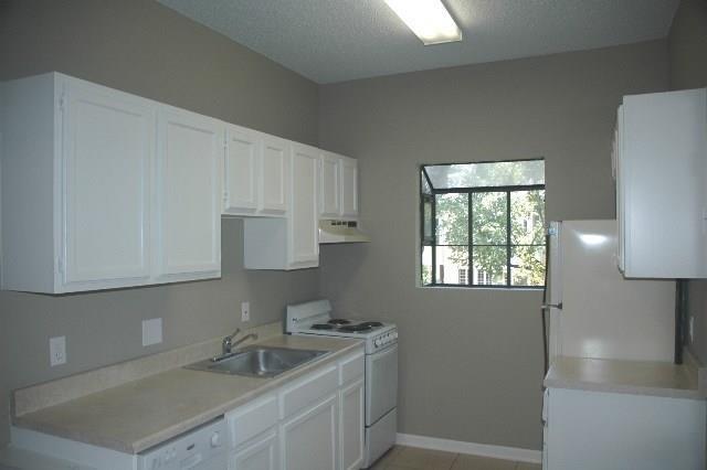3206 King St #202 Property Photo 2