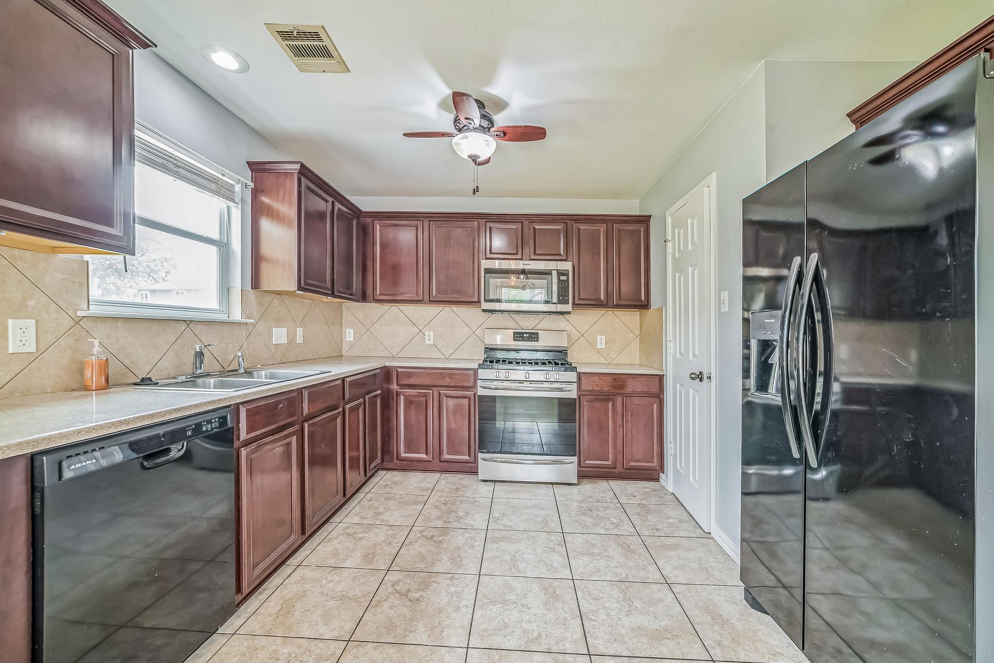 1400 Mojave Bnd Property Photo 13