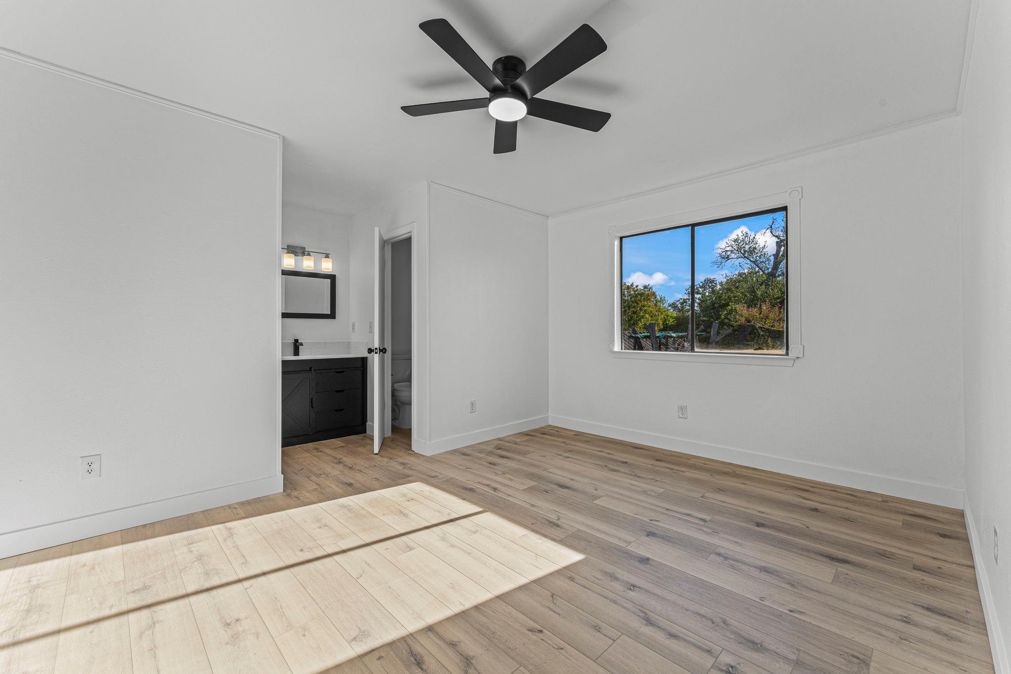 10912 Hillside Oak Ln Property Photo 11
