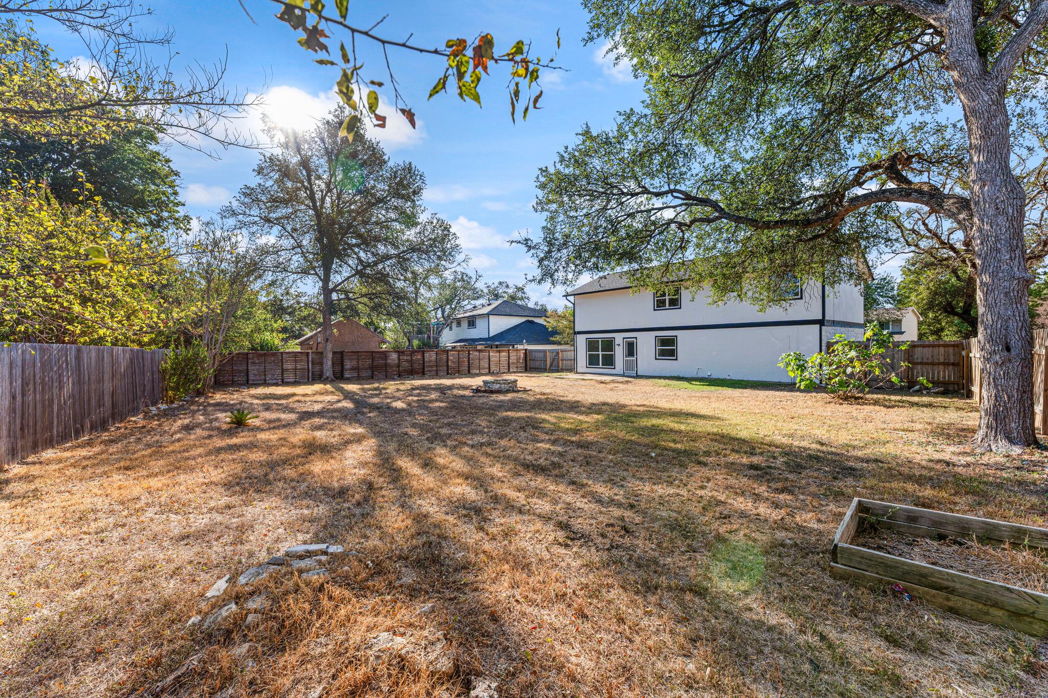 10912 Hillside Oak Ln Property Photo 22
