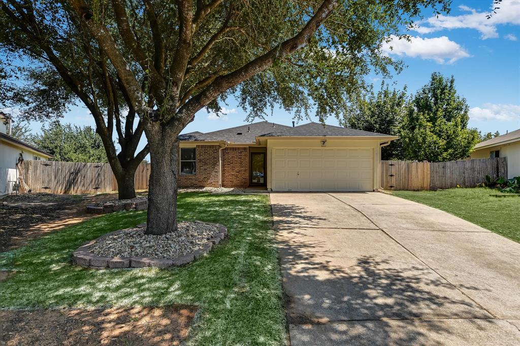 5012 Daymon Ct Property Photo 1