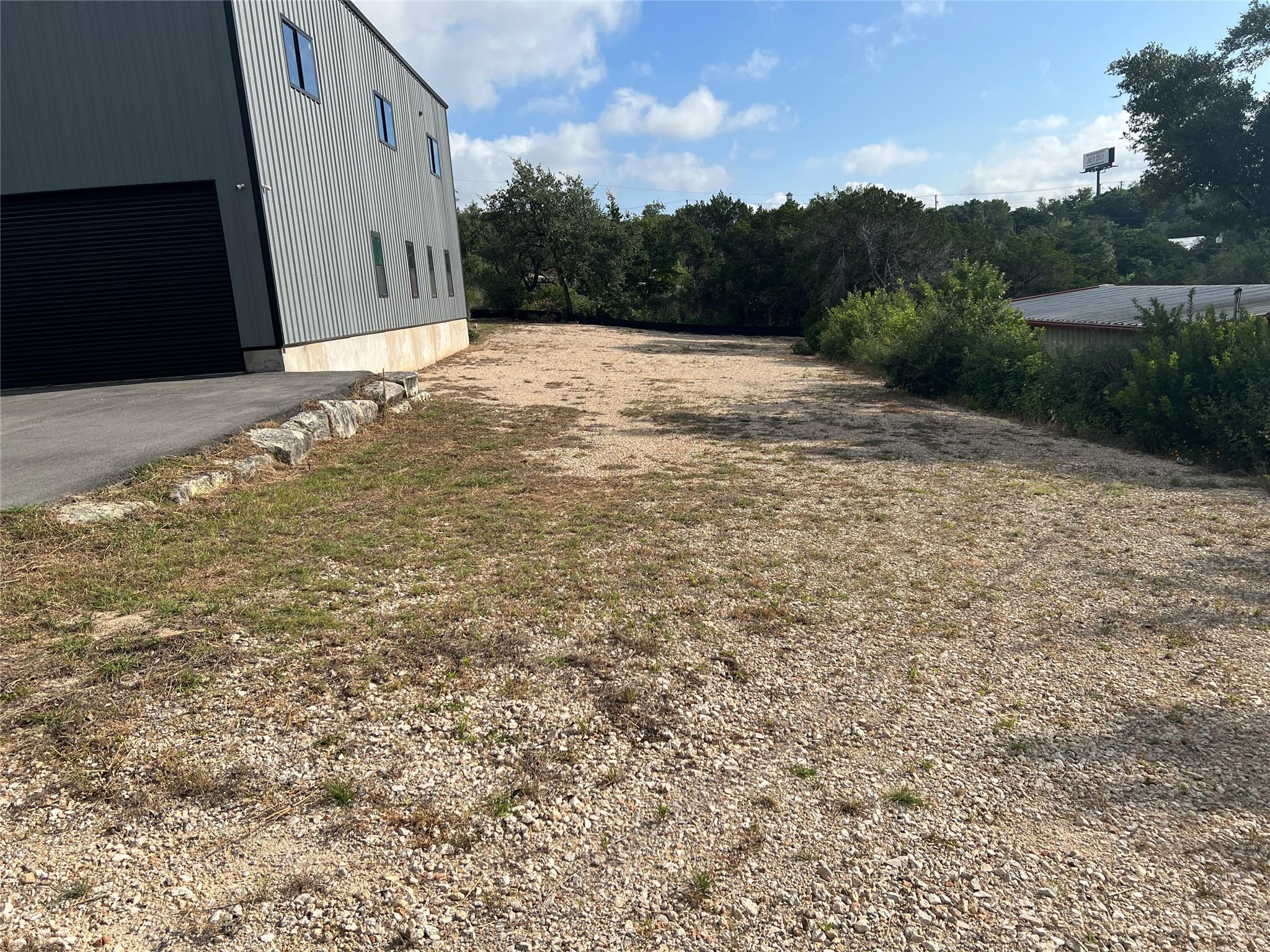 15014 Iowa St Property Photo 23