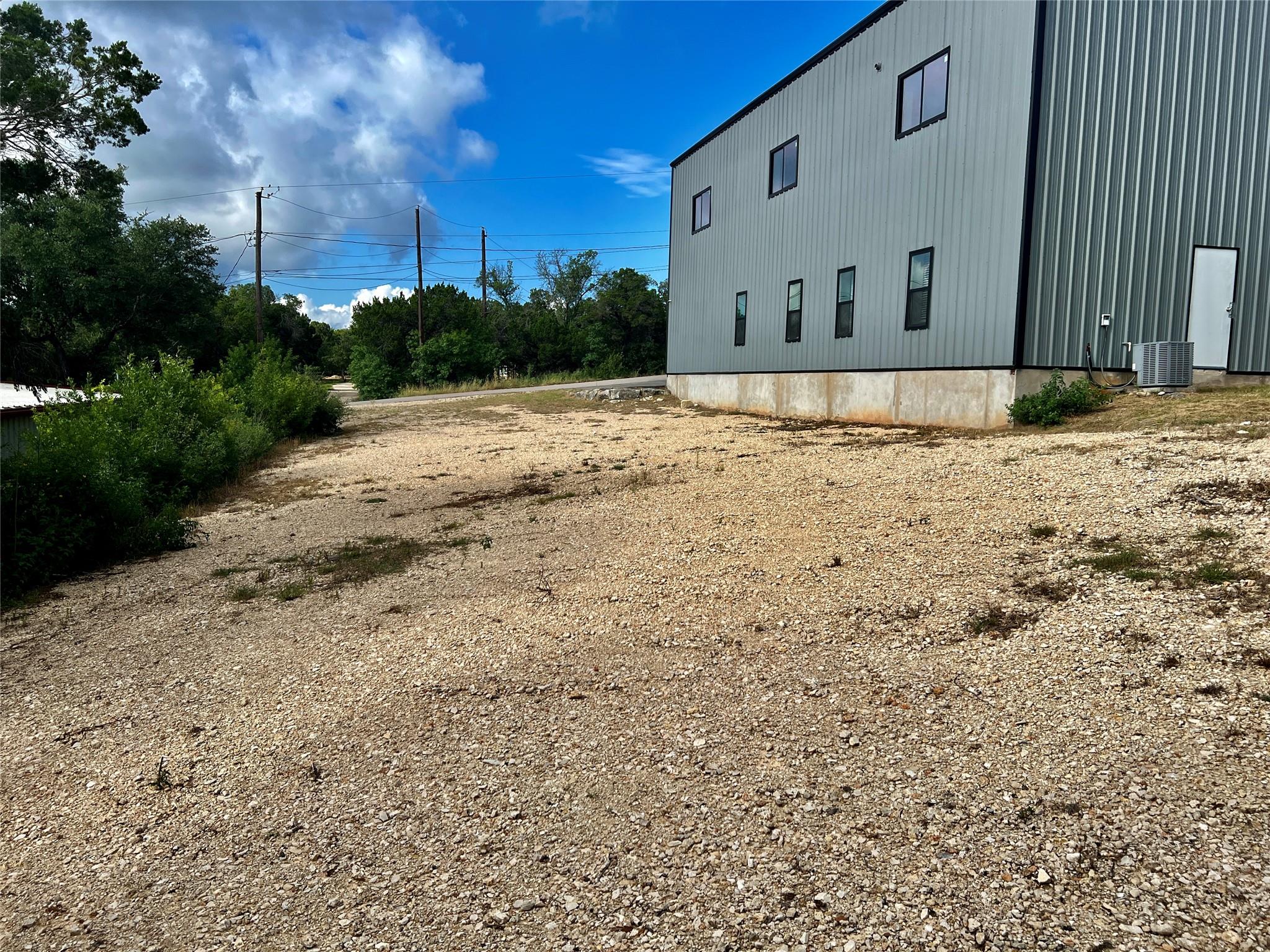 15014 Iowa St Property Photo 24