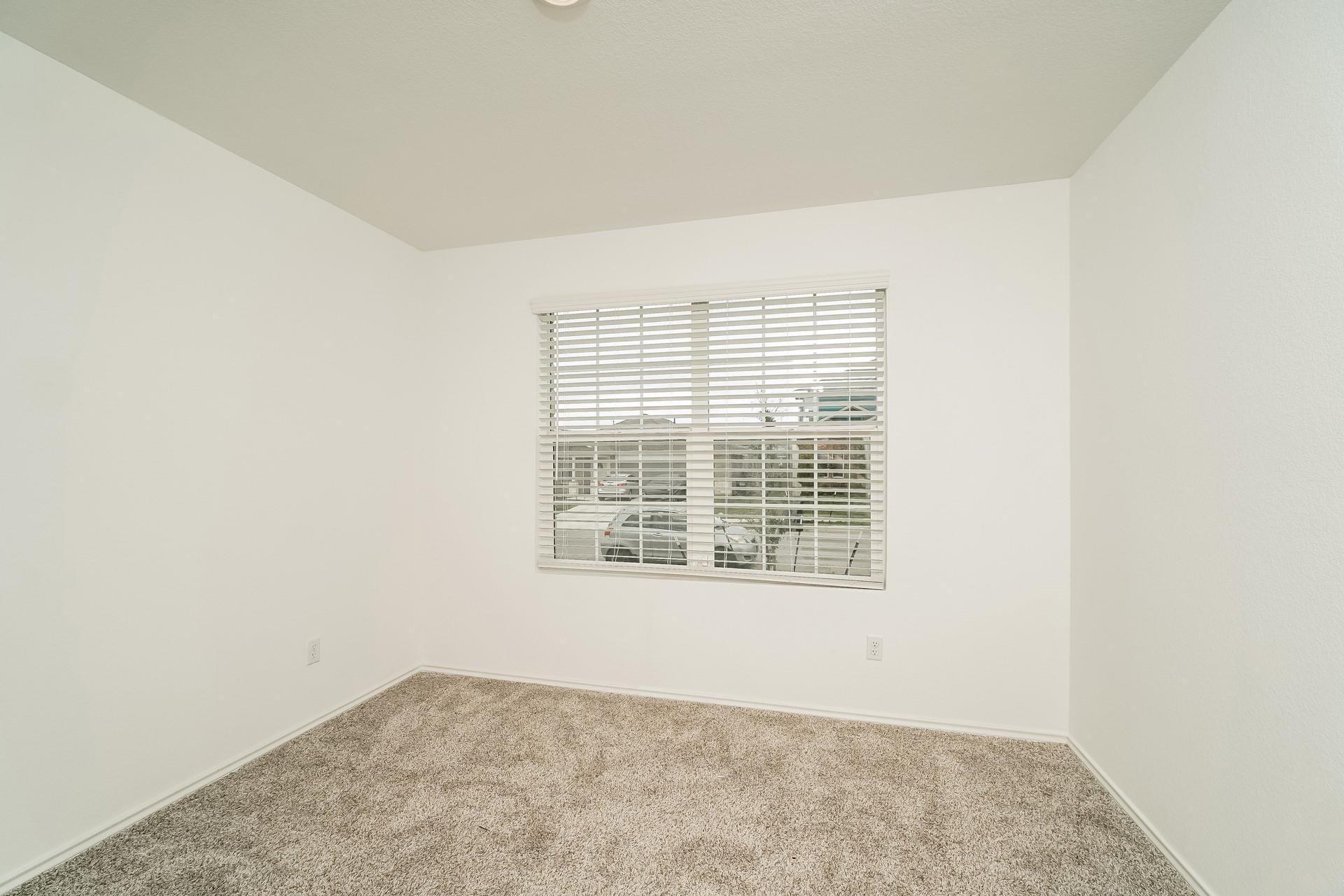 341 Madrid St Property Photo 21