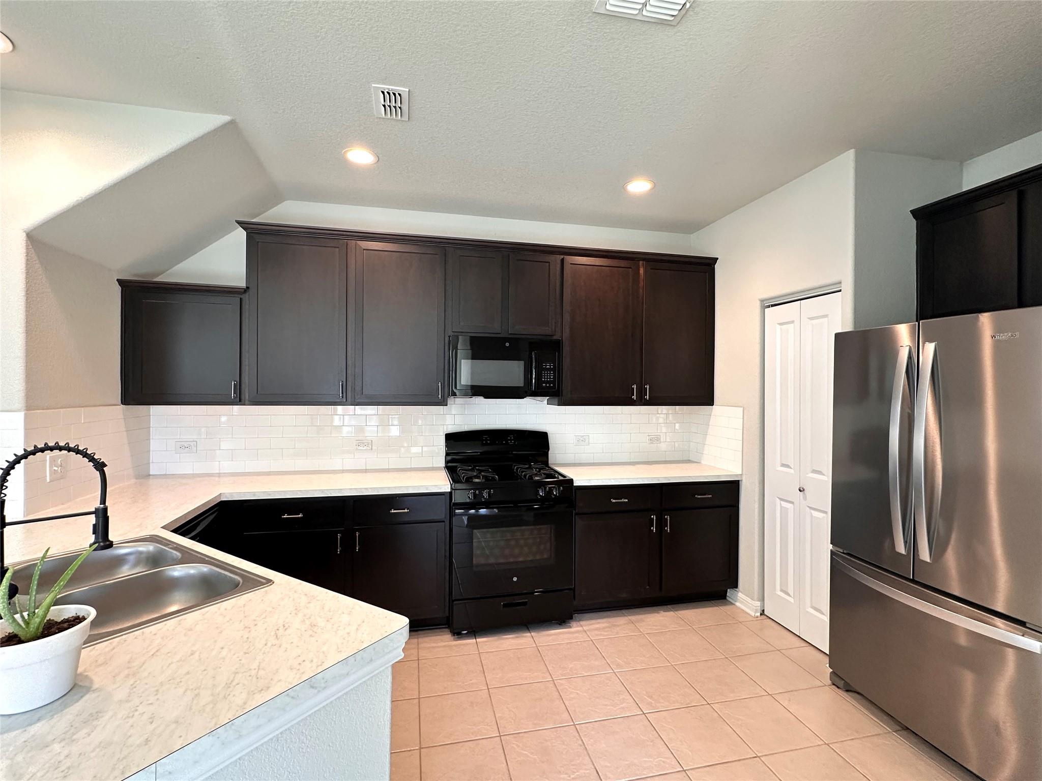 500 Ferrule Dr Property Photo 8