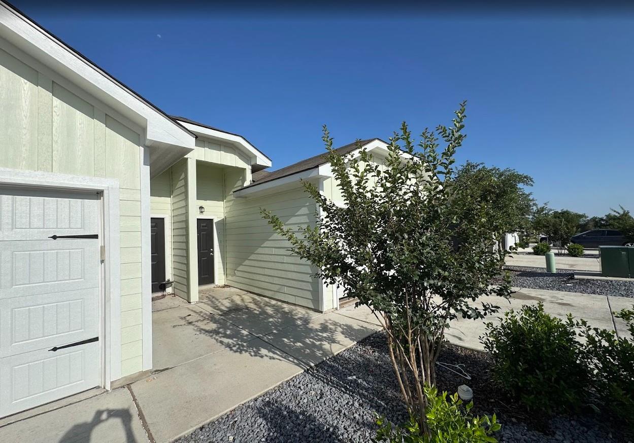 3414 Scott Cir Property Photo 12