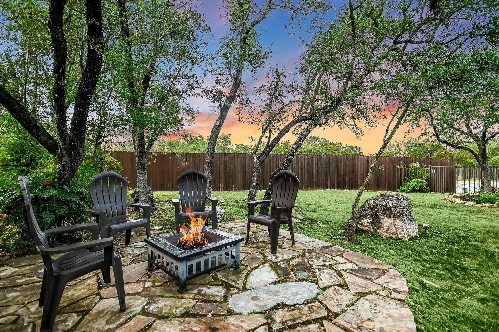 223 Lake Como Dr Property Photo 34