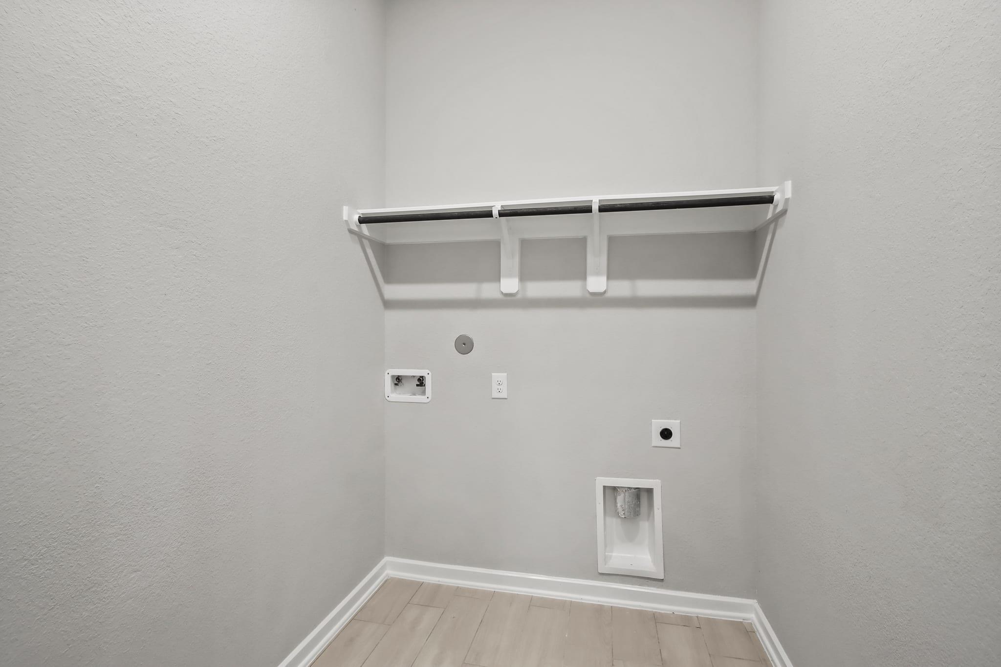 221 Flora Springs Cv Property Photo 6